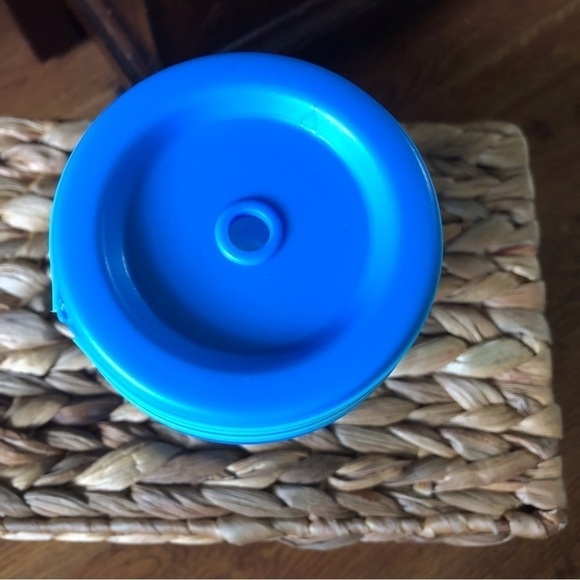 Shark double insulated kids tumbler - Picture 2 of 3